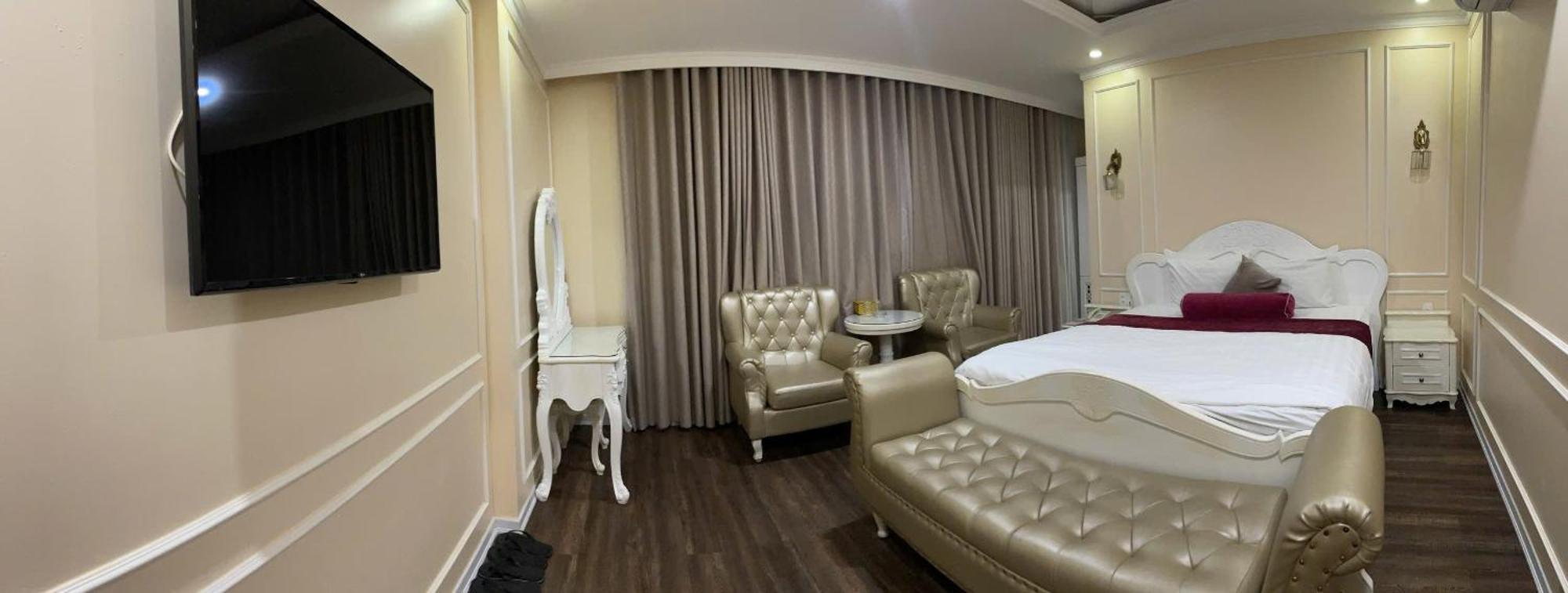 Khai Hung Hotel Binh Chanh مدينة هوشي منه المظهر الخارجي الصورة